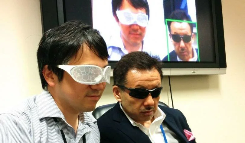 Как затруднить идентификацию, обмануть видеоаналитику и скрыть лицо от камер